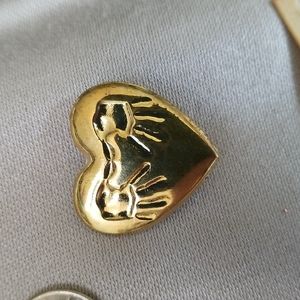 VARIETY CLUB Children Charity HEART pin